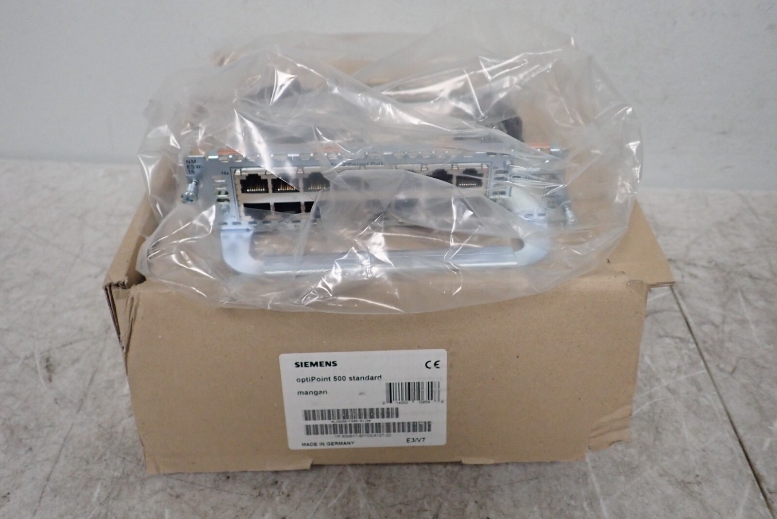 Cisco NM-ESW-16 16-port 10/100 EtherSwitch Network Switch Module - NEW