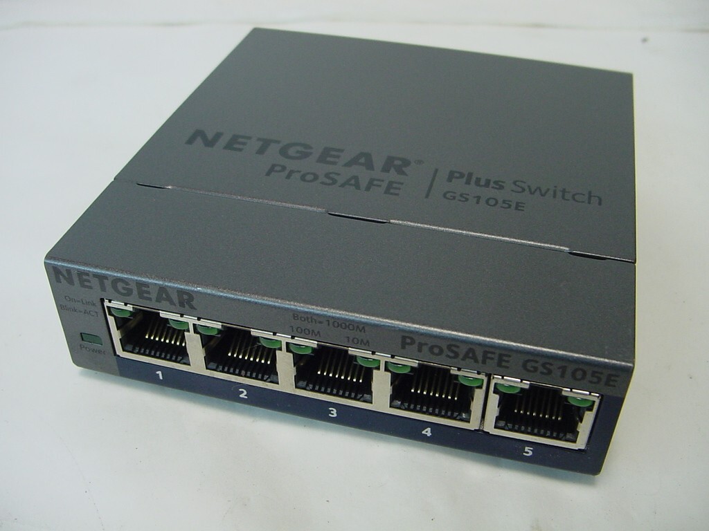 NETGEAR PROSAFE PLUS SWITCH 5 PORT GIGABIT GS105Ev2 - NO POWER CORD