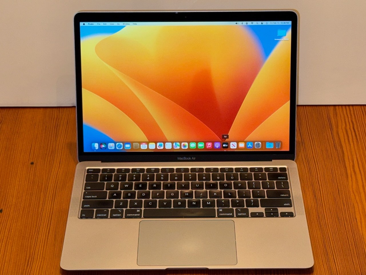 Apple MacBook Air Retina 13" Laptop • 3 Year Warranty • Touch ID • Bundle Deal