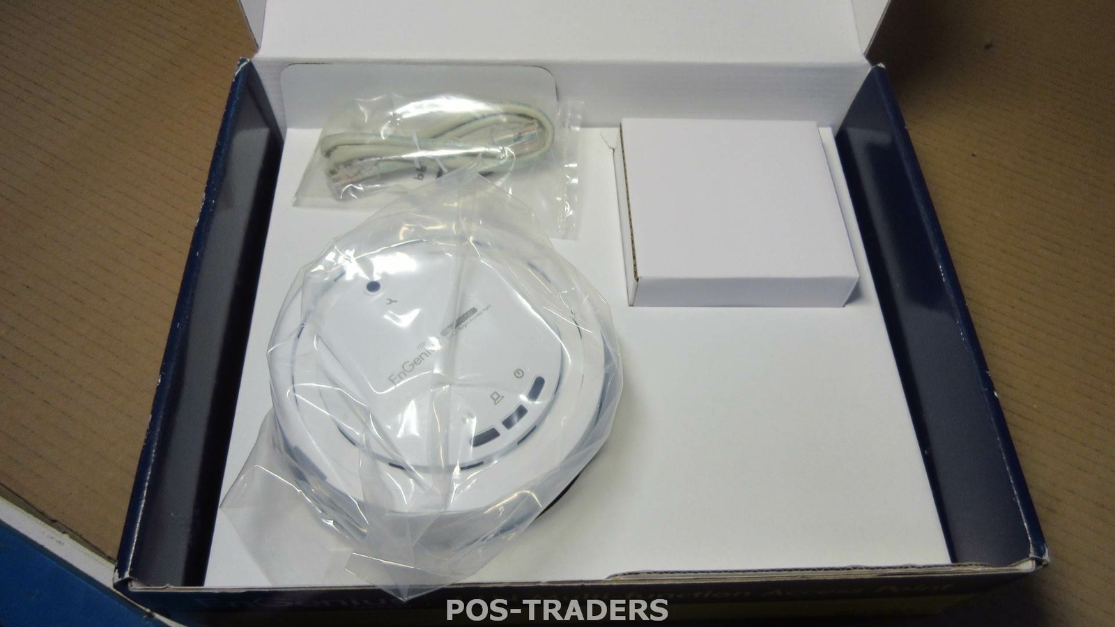 Engenius EAP9550 Wireless N 300Mbps AccessPoint Repeater INCL CABLE & PSU - NEW 