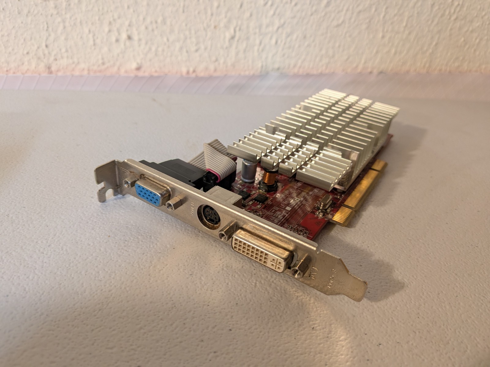 VisionTek Radeon HD2400 Pro PCI 256MB Video Graphics Card