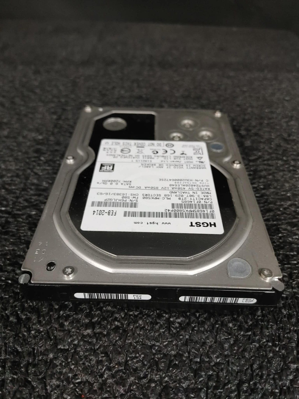 HGST 0F14685 HUS724020ALE640 2TB 7.2K RPM 64MB 6Gb/s SATA 3.5"
