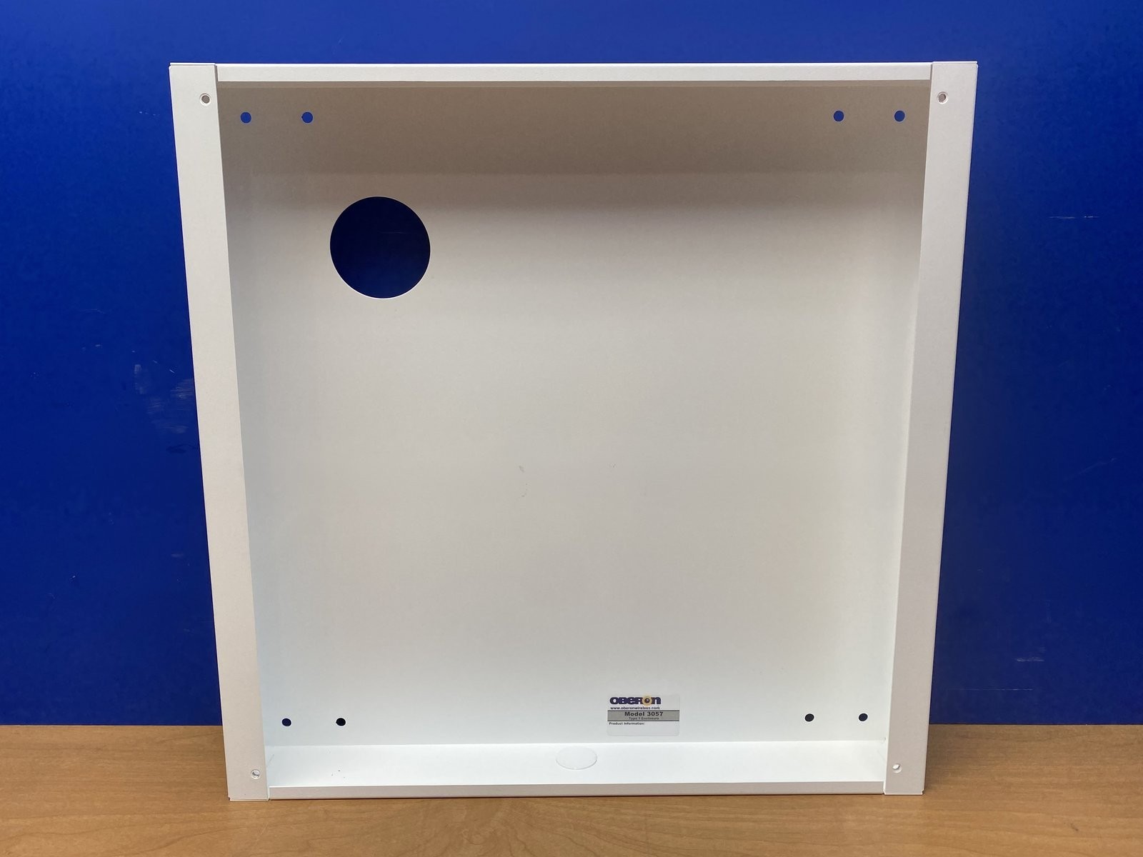OBERON SYSTEM 3057-SMTBOX CEILING MOUNT LOCKING DOOR ACCESS POINT ENCLOSURE