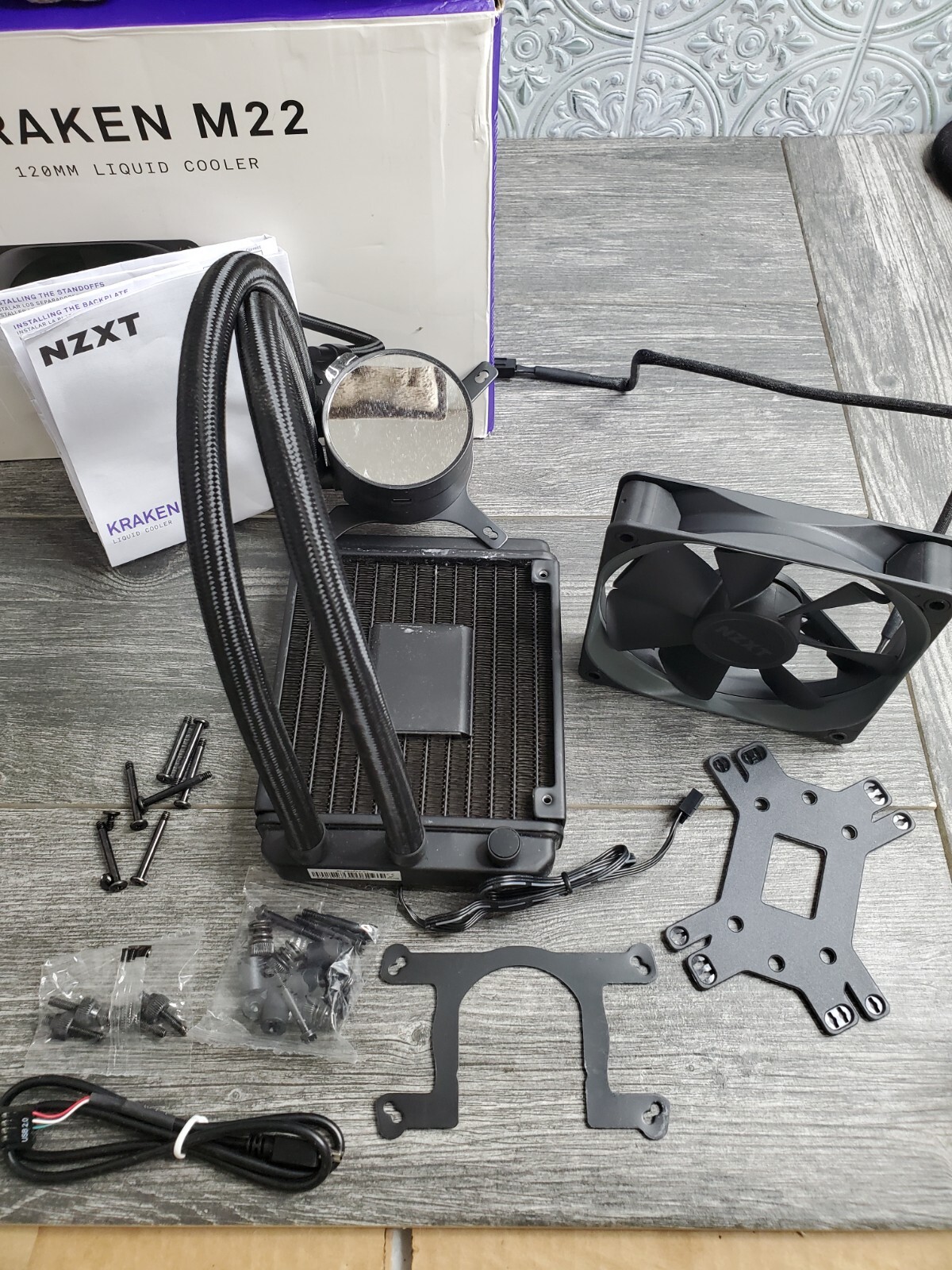 NZXT Kraken M22 120MM Liquid Cooler New Sealed Box RL-KRM22-01 CPU Cooler