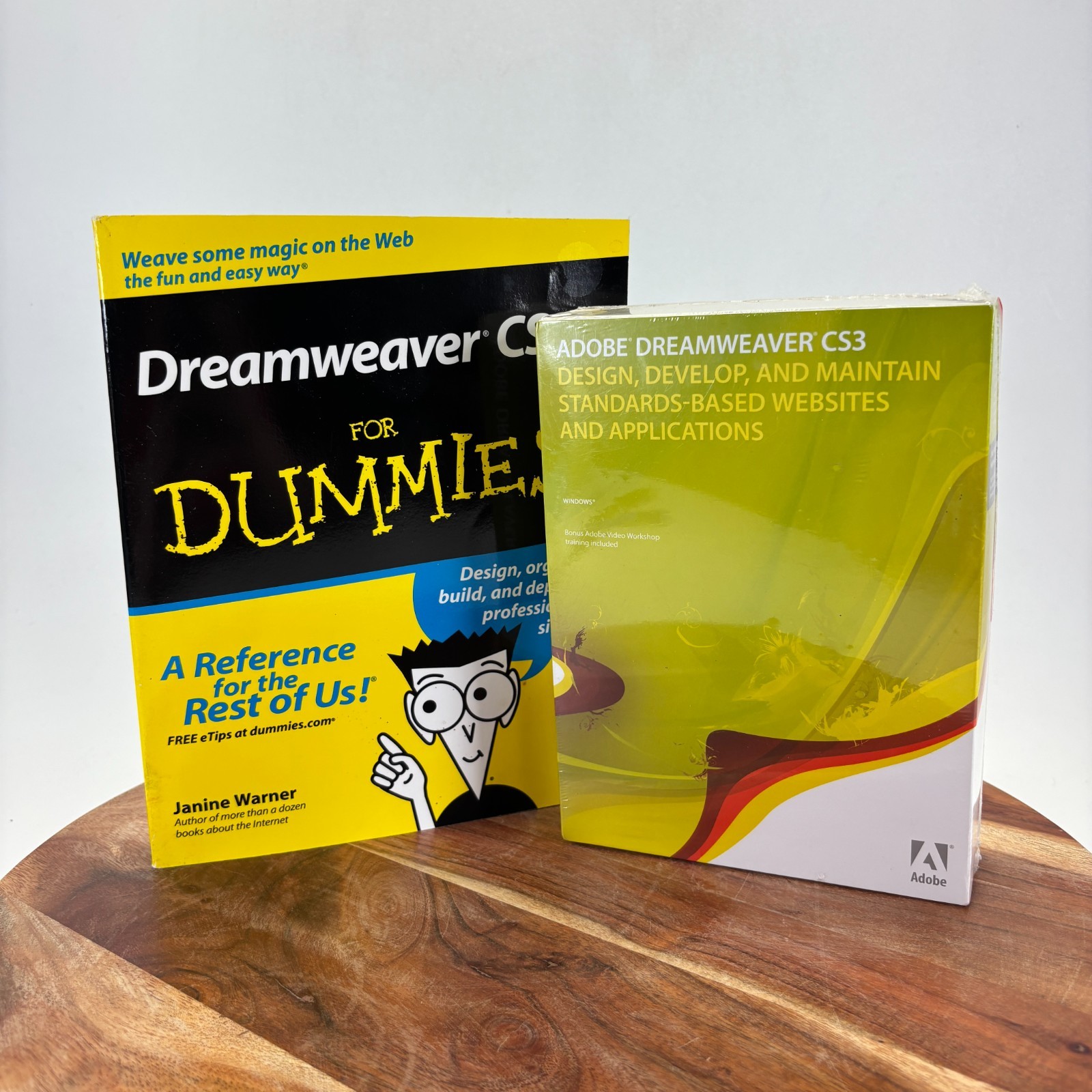 Adobe Dreamweaver CS3 Retail Version for Windows Software NA + Dummies Book