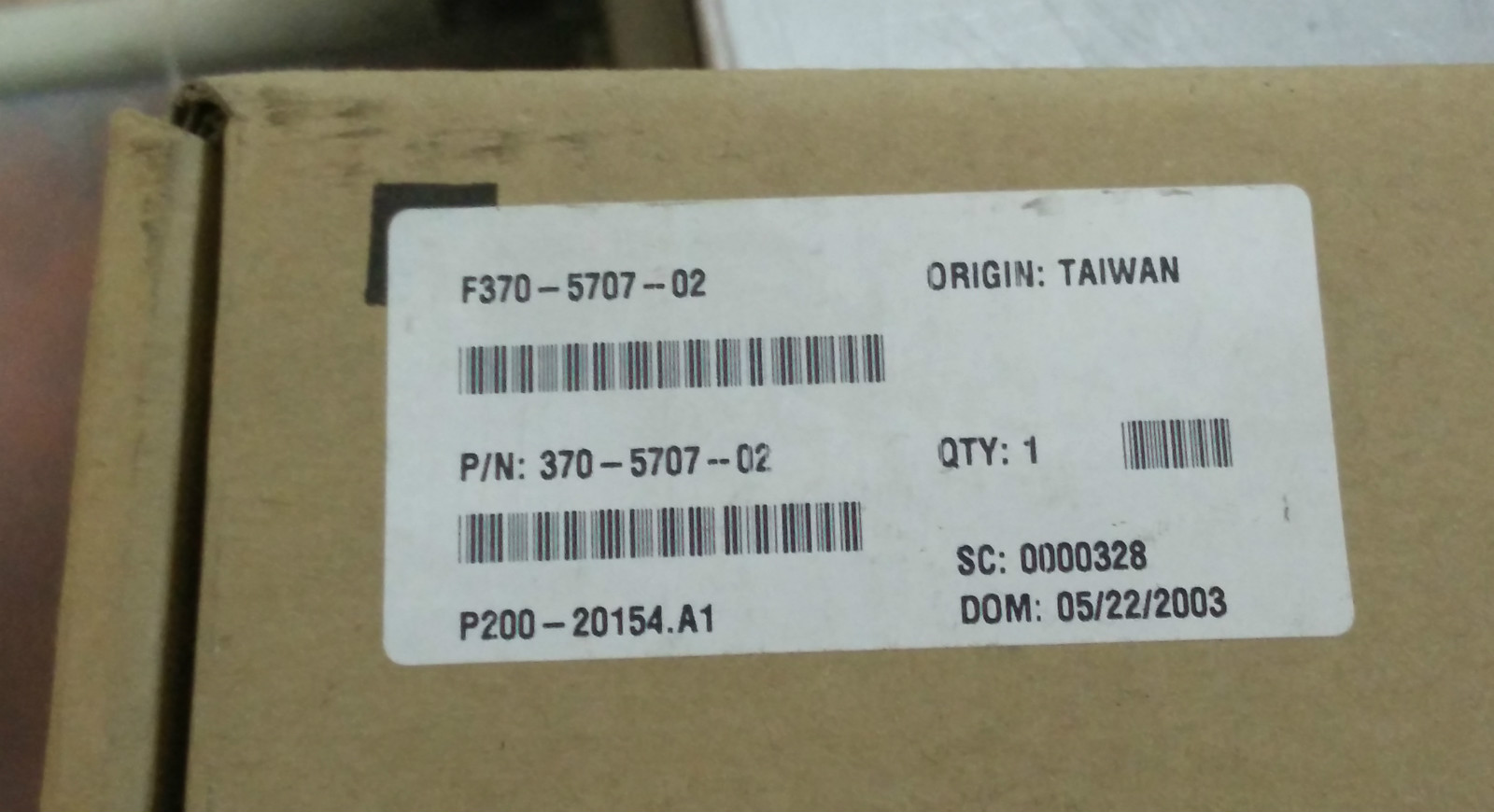 SUN Fire V210 V240 Rackmount Rail Kit w/CABLE MANAGEMENT 370-5707-02 NEW in Box