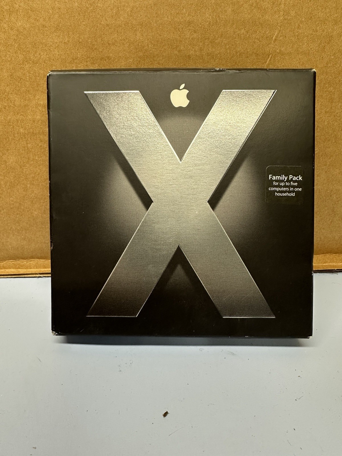 Apple Mac OS x 10.4.6 Tiger Family Pack DVD Software Used Good Condition