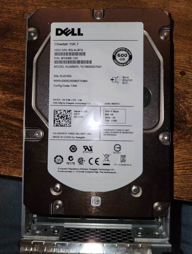 Dell ST3600057SS 600GB 15K 6Gb/s 3.5" SAS HDD w/ Hot Swap Tray