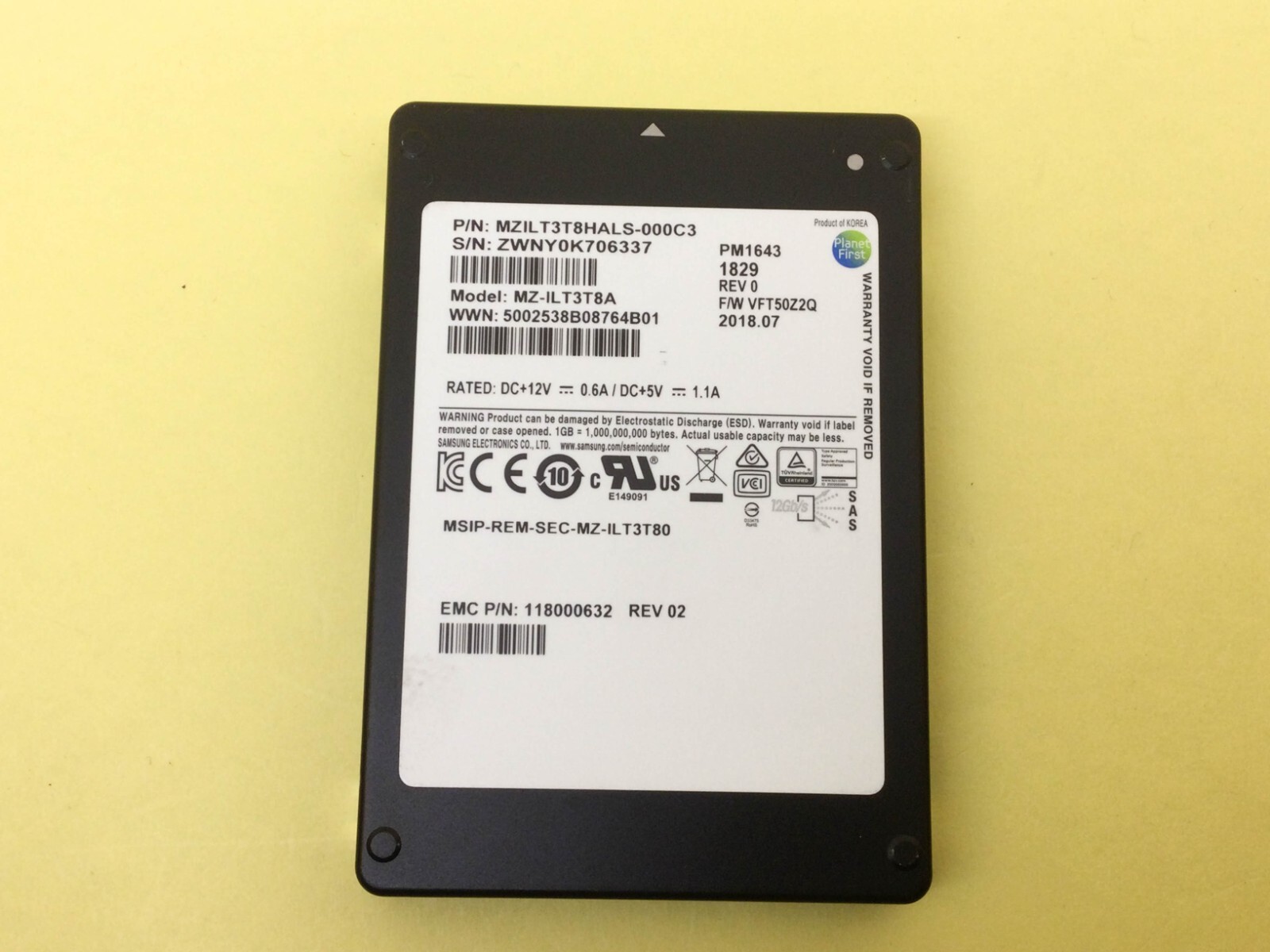 EMC Samsung PM1643 3.84TB SAS 12Gb/s 2.5'' SSD MZ-ILT3T8A