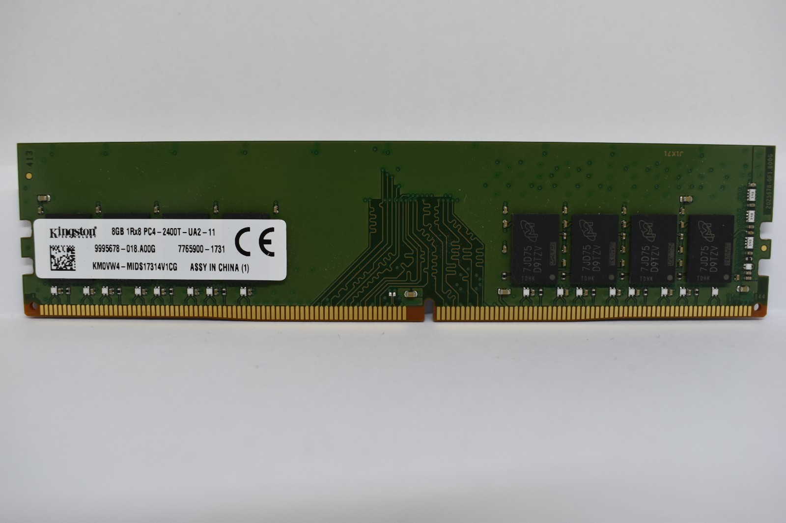 Kingston 8GB (1x8GB) 1Rx8 PC4-19200 DDR4 PC4-2400T-UA2-11 Memory RAM KM0VW4-MIDS