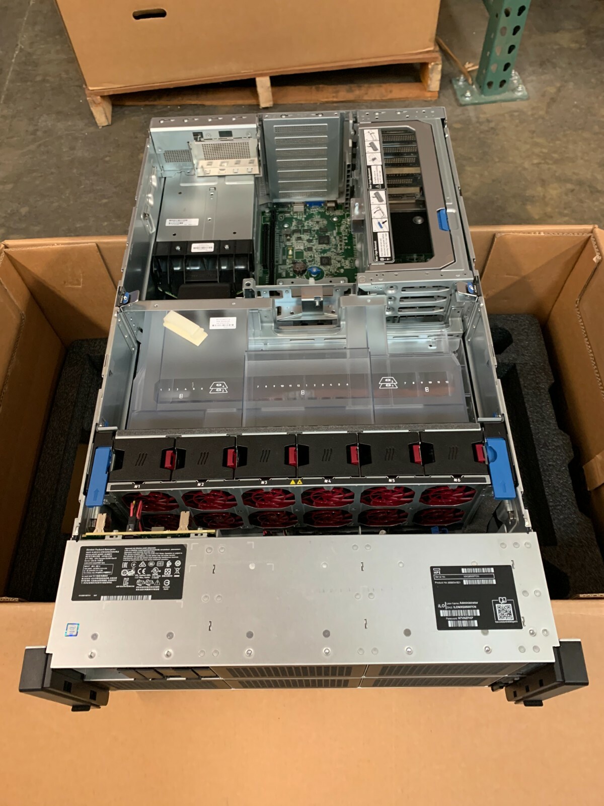 869854-B21 878213-B21 HPE Proliant DL580 Gen10 8SFF 2.5" CTO Server ***