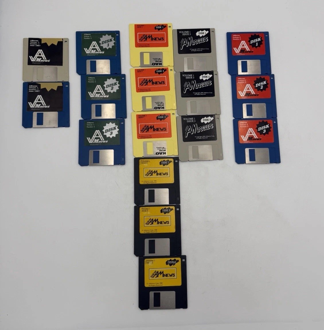 AMnews Commodore Amiga Disk Magazine Lot 17 Original 3.5" Floppy Disks 1987-88