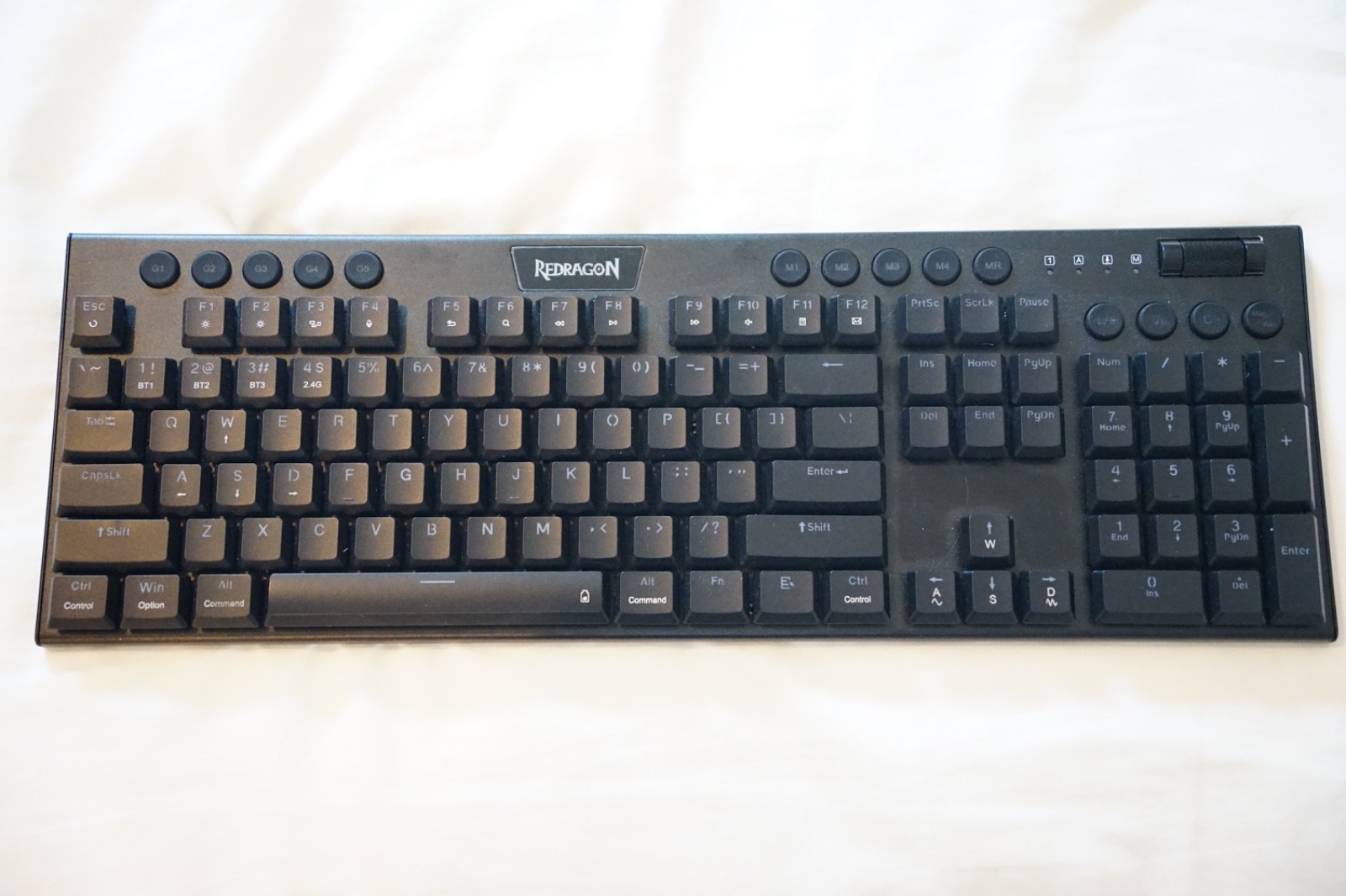 Redragon Horus Pro Keyboard 2.4G/BT 3 mode Wired Mechanical Gaming K618 Used