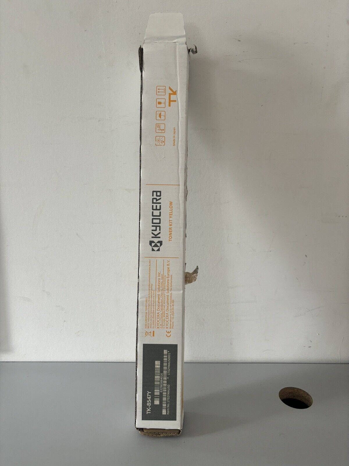 Genuine Kyocera TK-8547Y  YELLOW Toner Cartridge