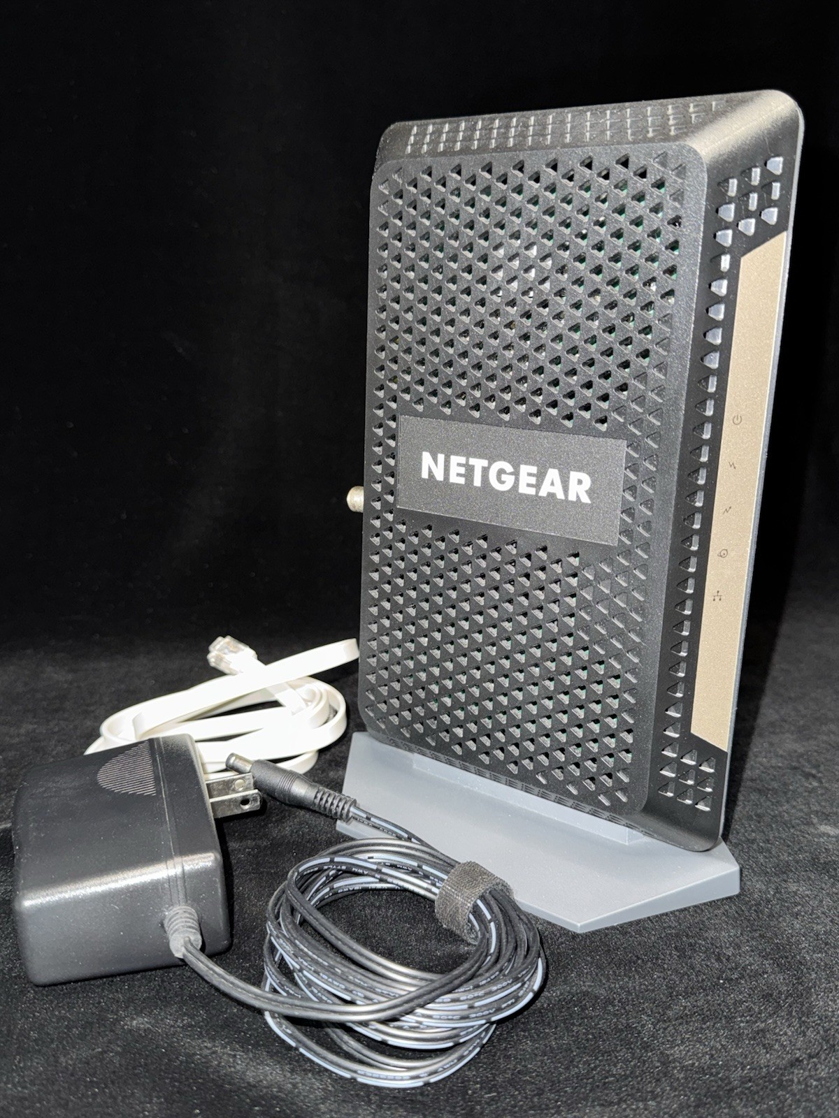 NETGEAR Nighthawk CM1000 gigabit speed cable modem - Compatible w/ all providers