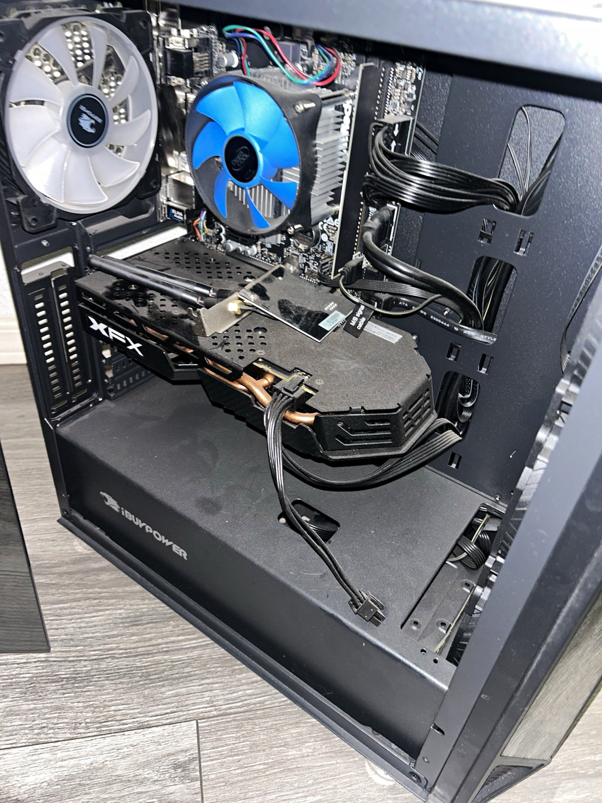 iBUYPOWER i-Series R137A660G Gaming Tower Desktop PC Wi-Fi XFX GPU Black