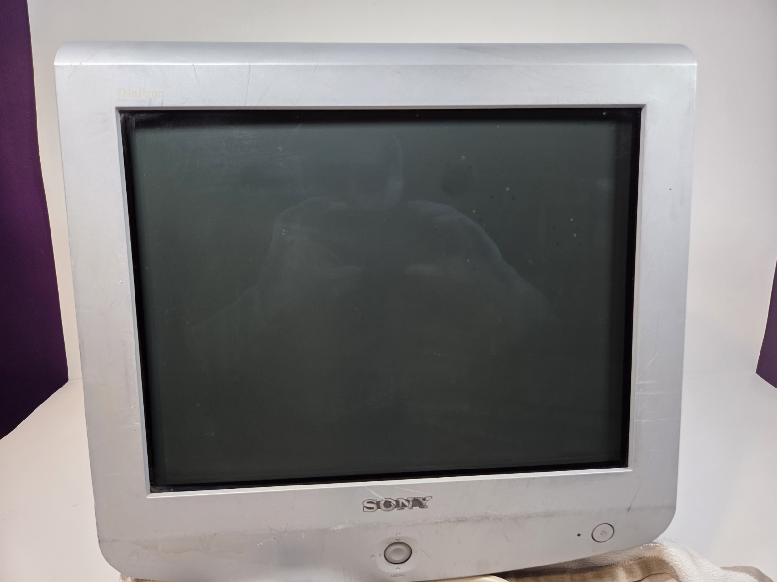 Sony 18" HMD-A440 1280x1024 Trinitron VGA CRT Monitor. Read Description 