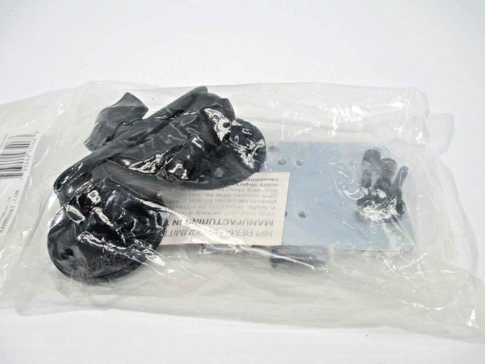 RAM UNIVERSAL B-SIZE MEDIUM DOUBLE BALL MOUNT WITH ROUND PLATES RAM-B-101U-225B
