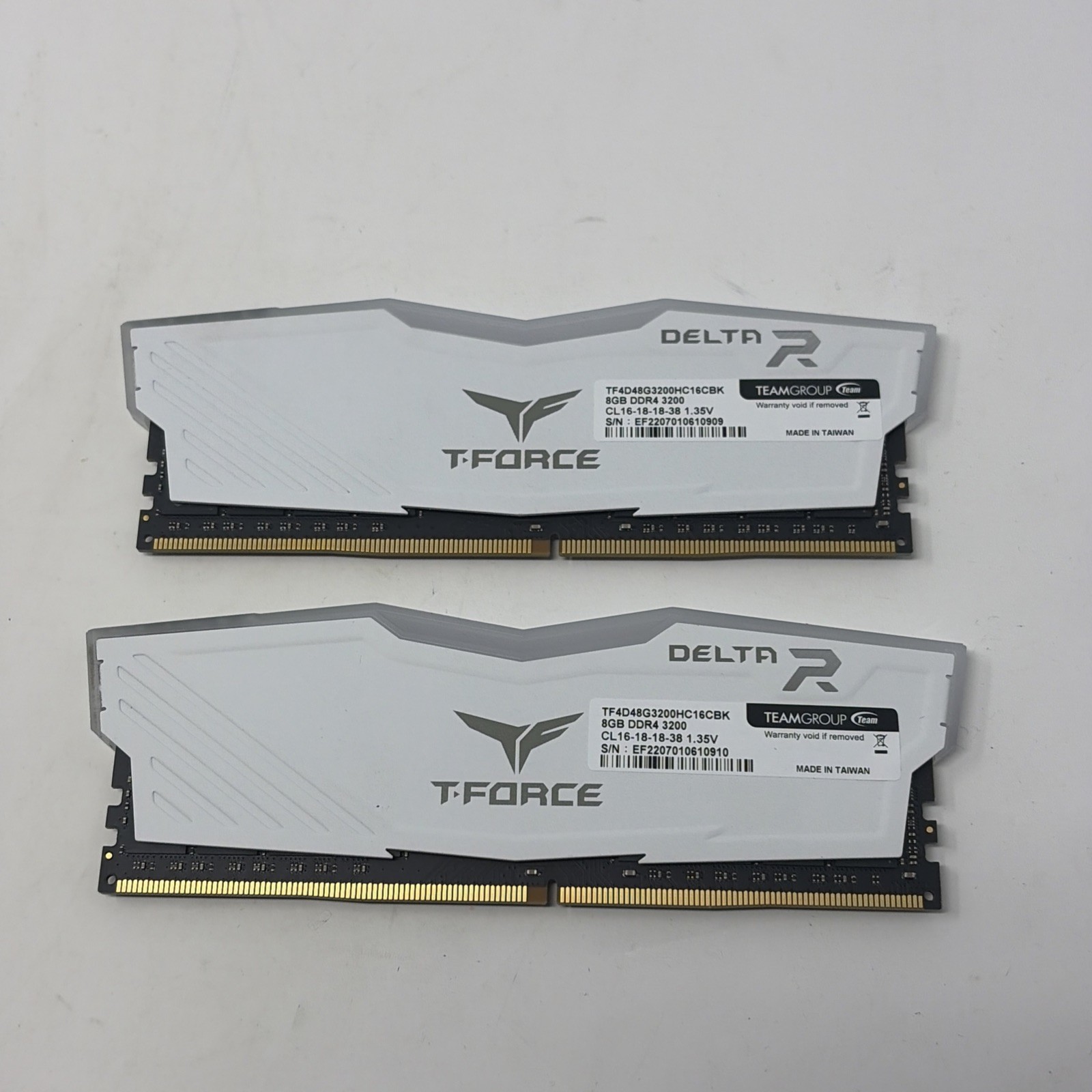 DELTA RGB DDR4 DESKTOP MEMORY WHITE 16GB (2x8GB) 3200MHz CL16