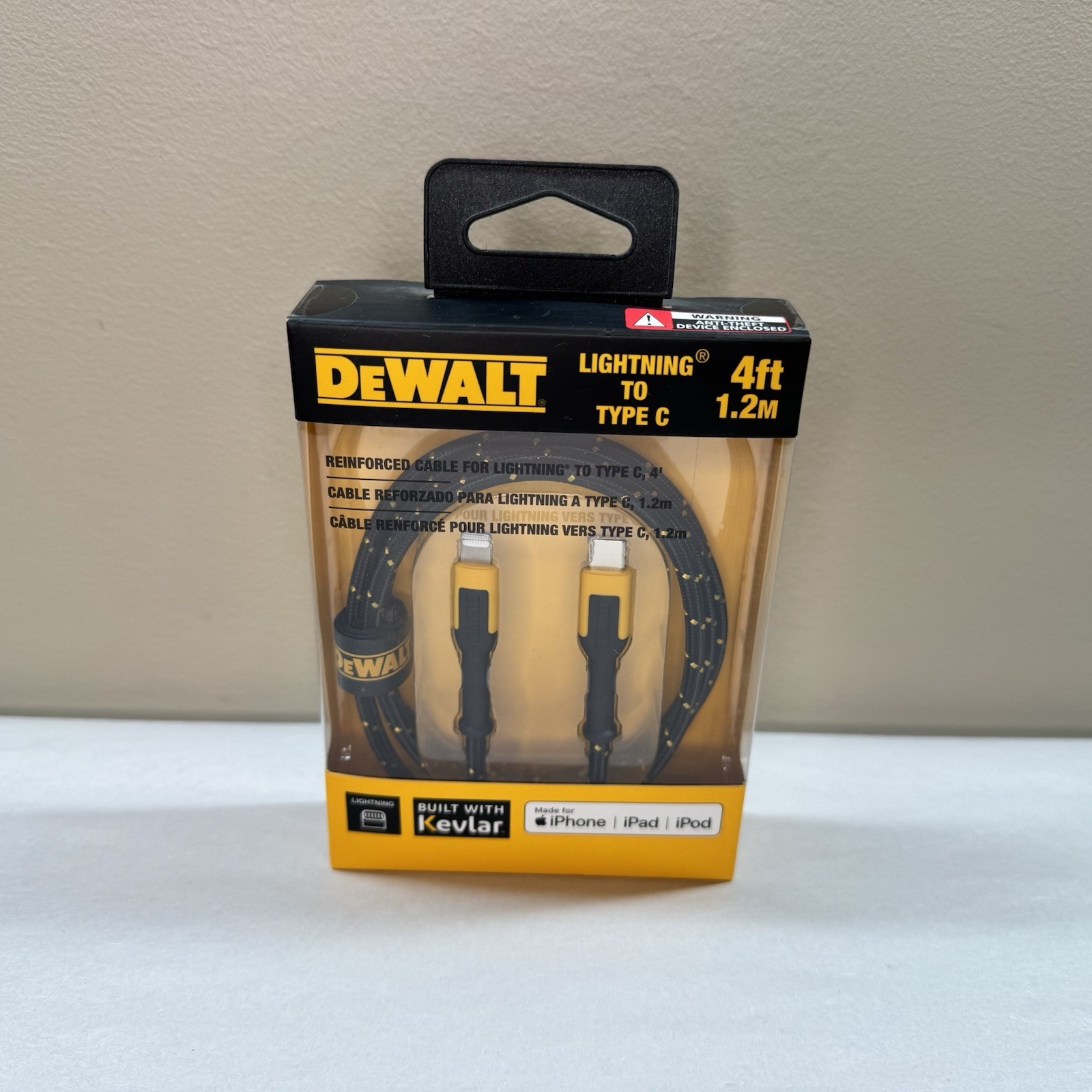 New DEWALT 4ft Kevlar Reinforced Cable for iPhone /iPad/iPod Lightning to USB-C