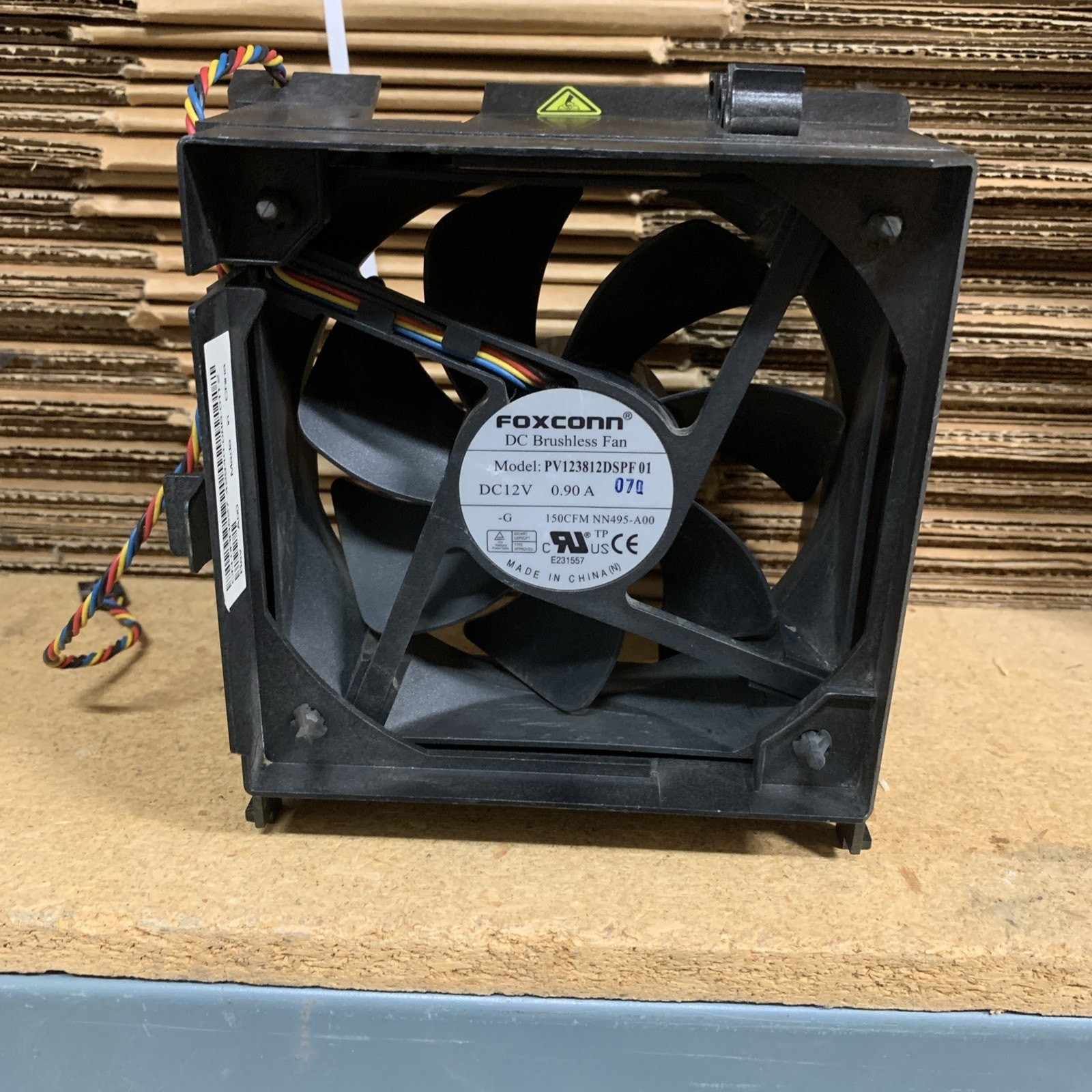 Dell RR527 Foxconn Brushless 5 Pin Cooling Fan And Frame -NN495 / PV123812DSPF01