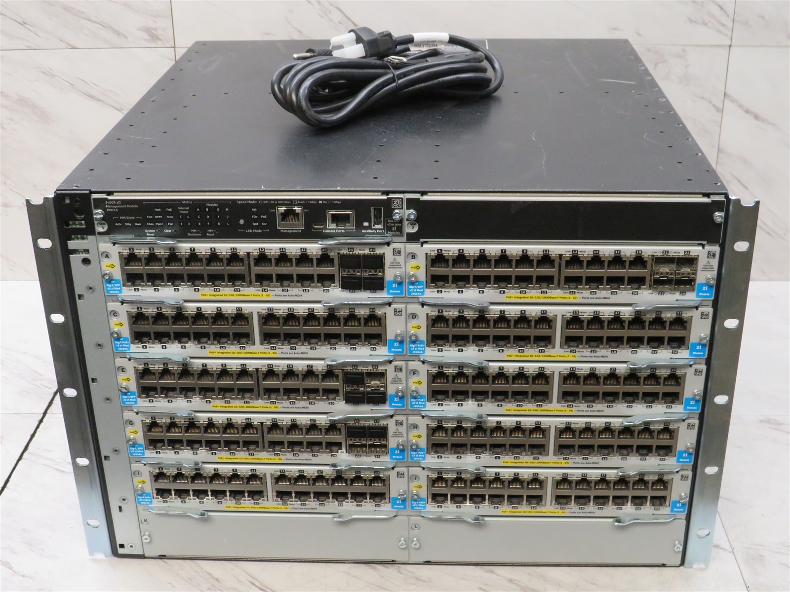 HPE Aruba J9851A 5412R zl2 Switch 6x J9534A 4x J9535A 2x J9829A
