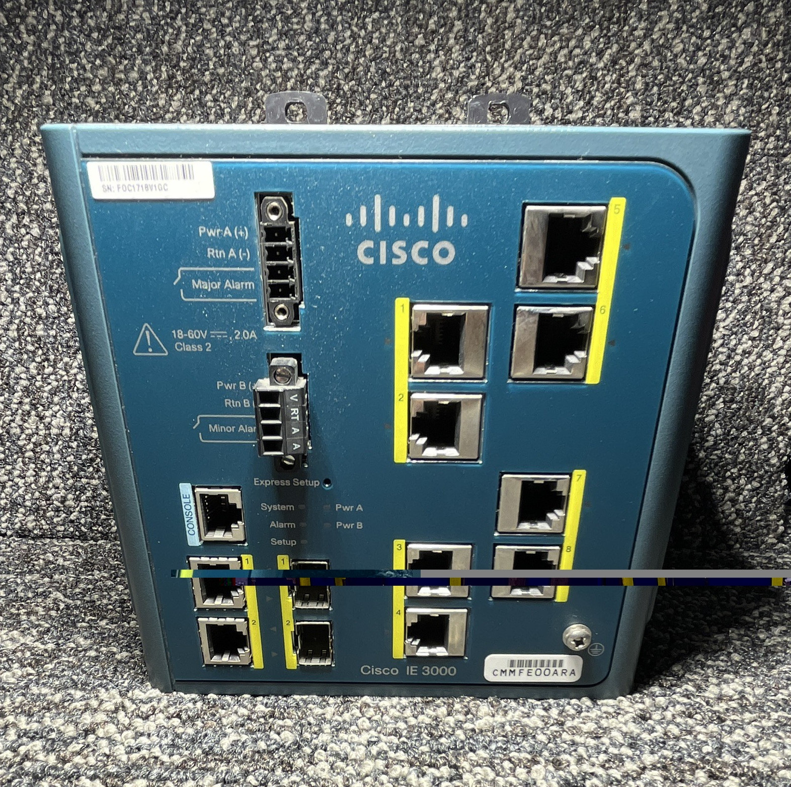 Cisco IE 3000 IE-3000-8TC Managed 8-Port Fast Ethernet DIN Rail Switch
