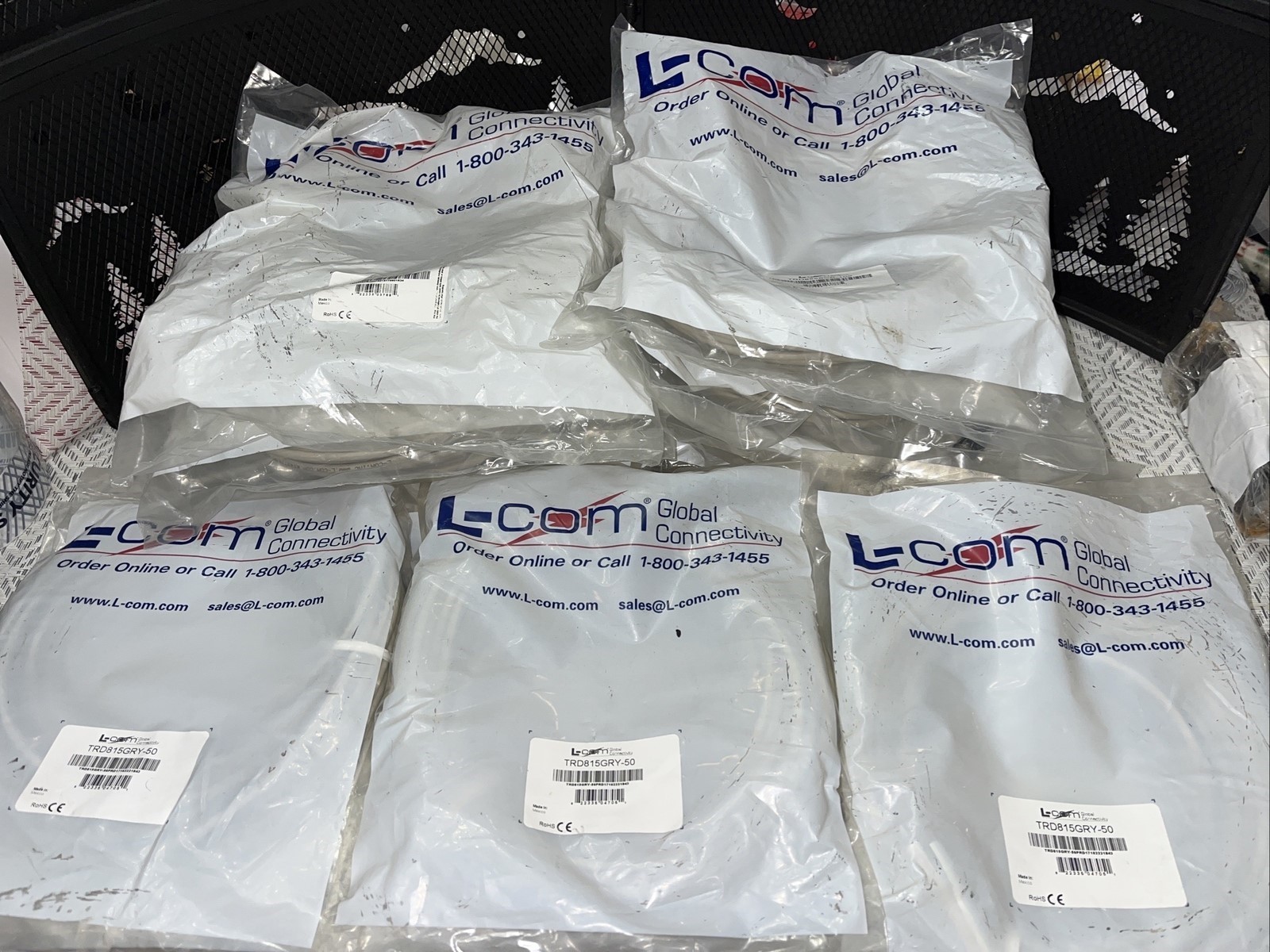 17 QTY BULK- L-COM TRD855SCR-100 & TRD815GRY-50 Ethernet Cat5e Cable 100' 50’