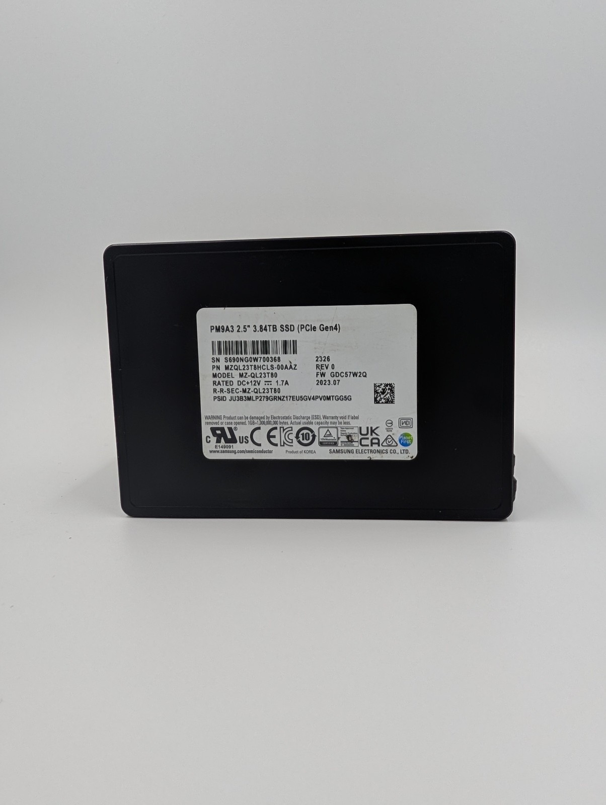 Samsung PM9A3 3.84TB 2.5" U.2 NVMe PCIe Gen 4 MZ-QL23T80 MZQL23T8HCLS-00AAZ
