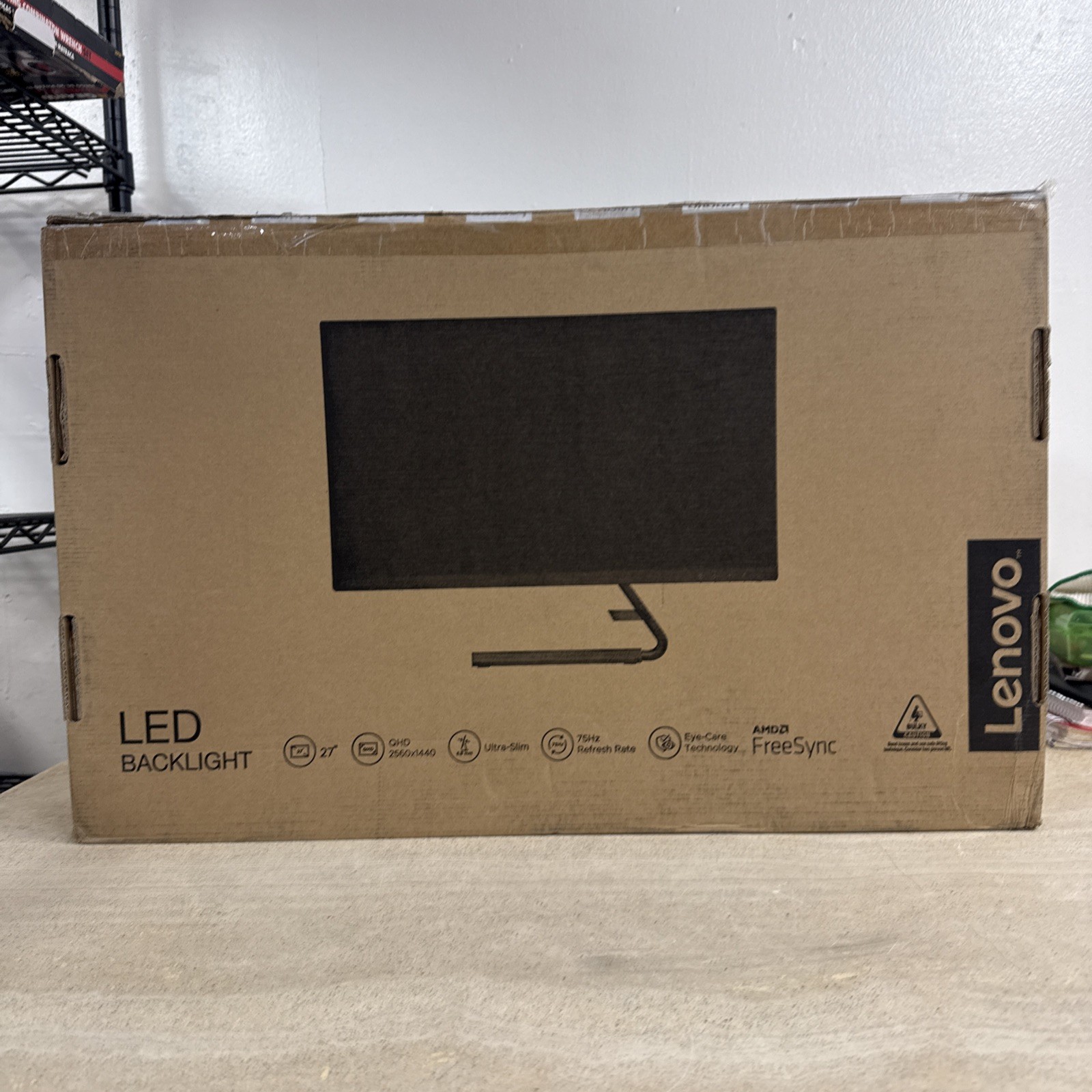 Lenovo Q27q-1L Flat Panel Monitor 27”