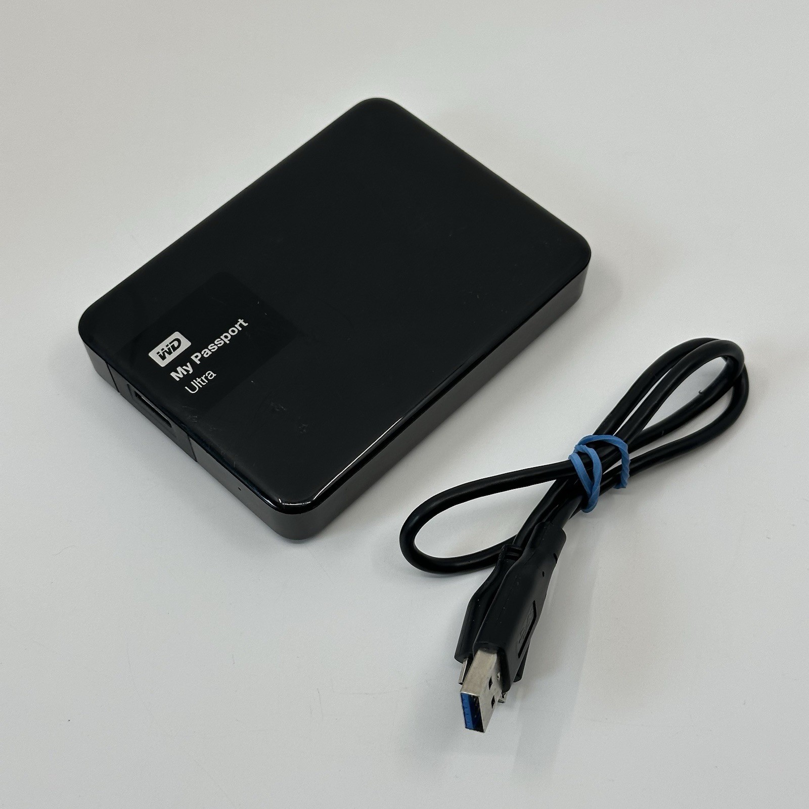 WD My Passport Ultra 2TB WDBBKD0020BBK-05 Portable 2.5" Hard Drive WORKING