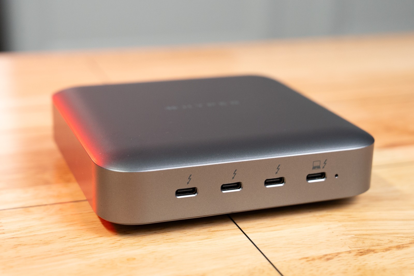 Hyper Thunderbolt 4 Power Hub Dock HyperDrive 96W GAN power source G2U