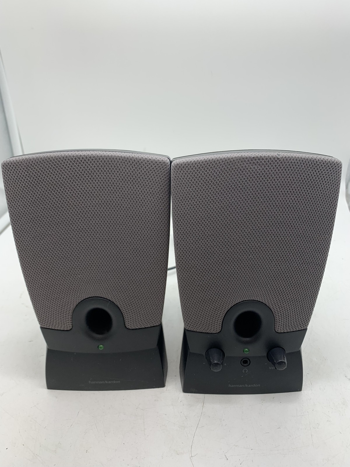 Harman/Kardon 06941V Wired Multimedia Speakers No AC ~ 