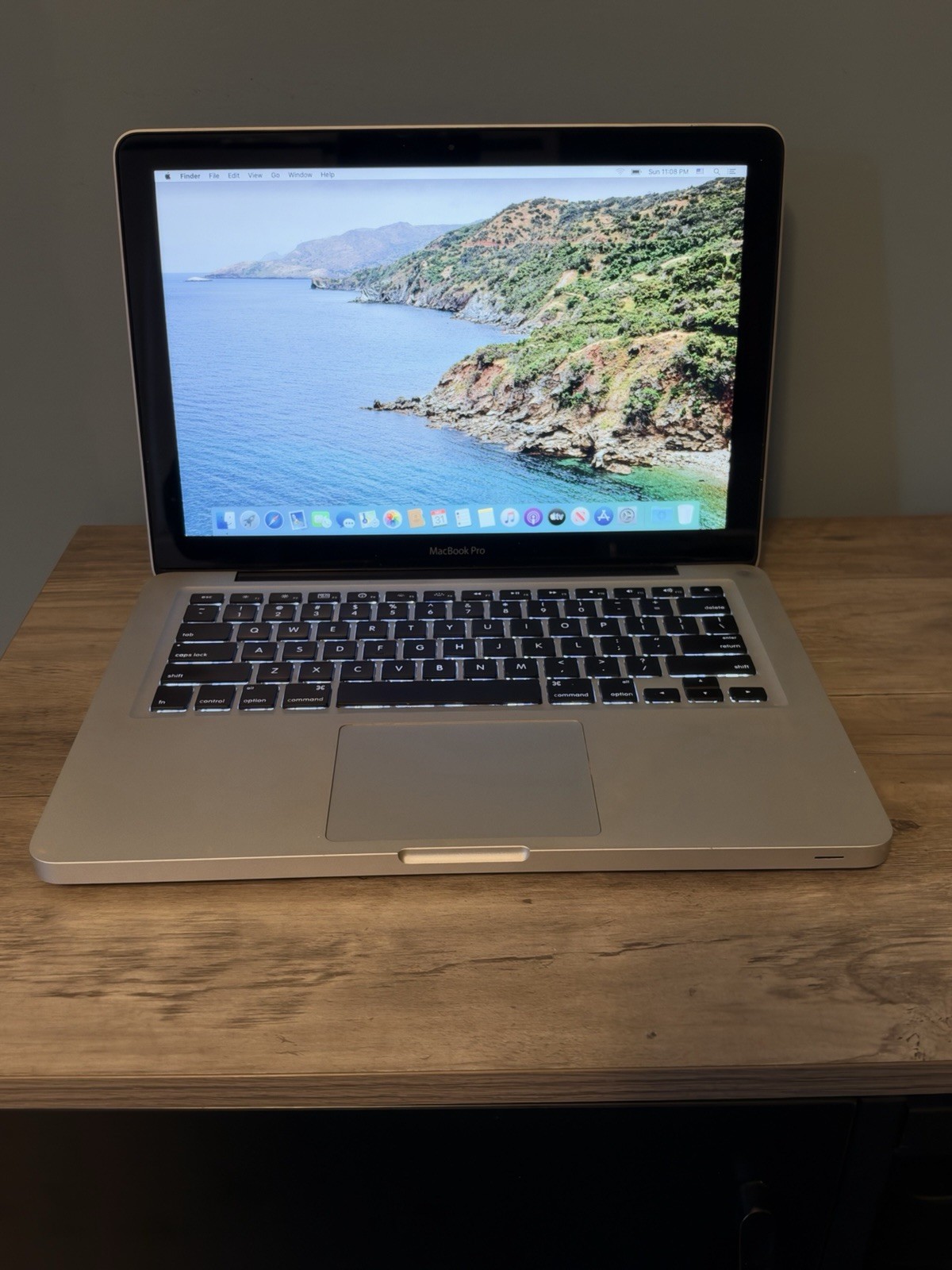 Apple MacBook Pro 13”  | 2.3GHz Dual-Core i5 | 4GB  SSD | 9797f