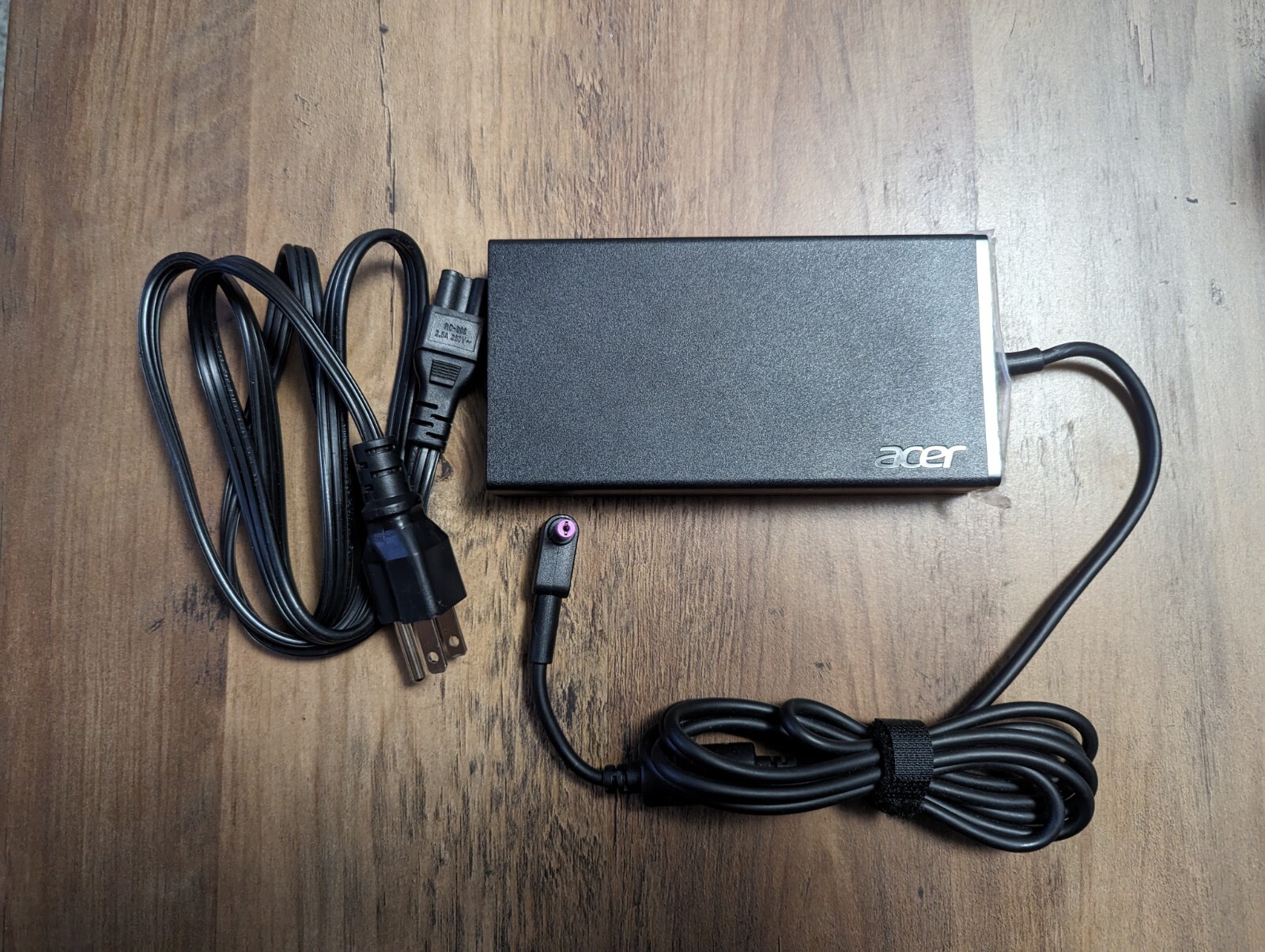Genuine 19V7.1A 135W PA-1131-16 For Acer Aspire 7 A715-71G-554N N17C2 AC Adapter