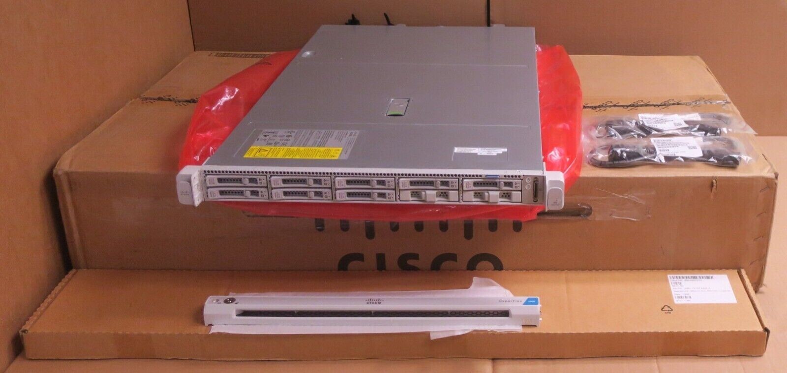 New Cisco HyperFlex HX-E-220M5SX Edge 2x 12C Gold 6246 128GB RAM 7.92TB Storage