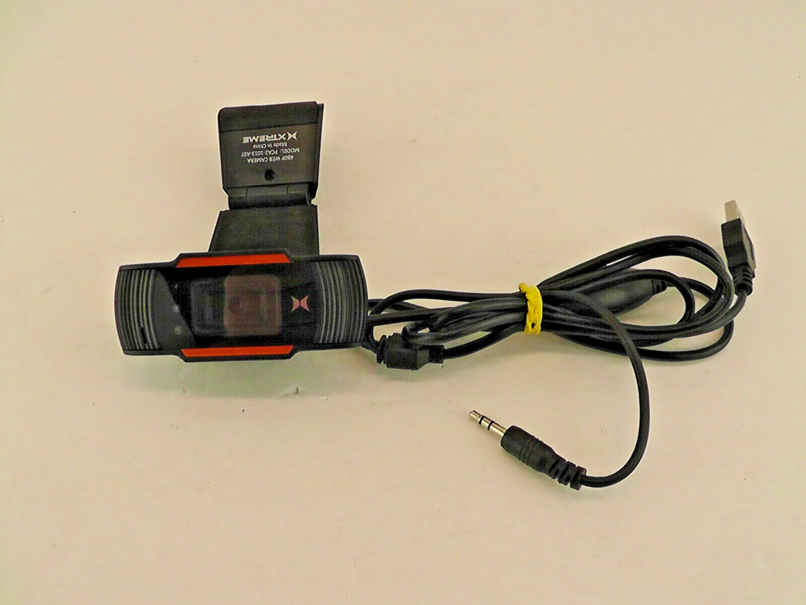 Xtreme Tech Clip-On Web Camera Video Calls Social Media Recording 480p 