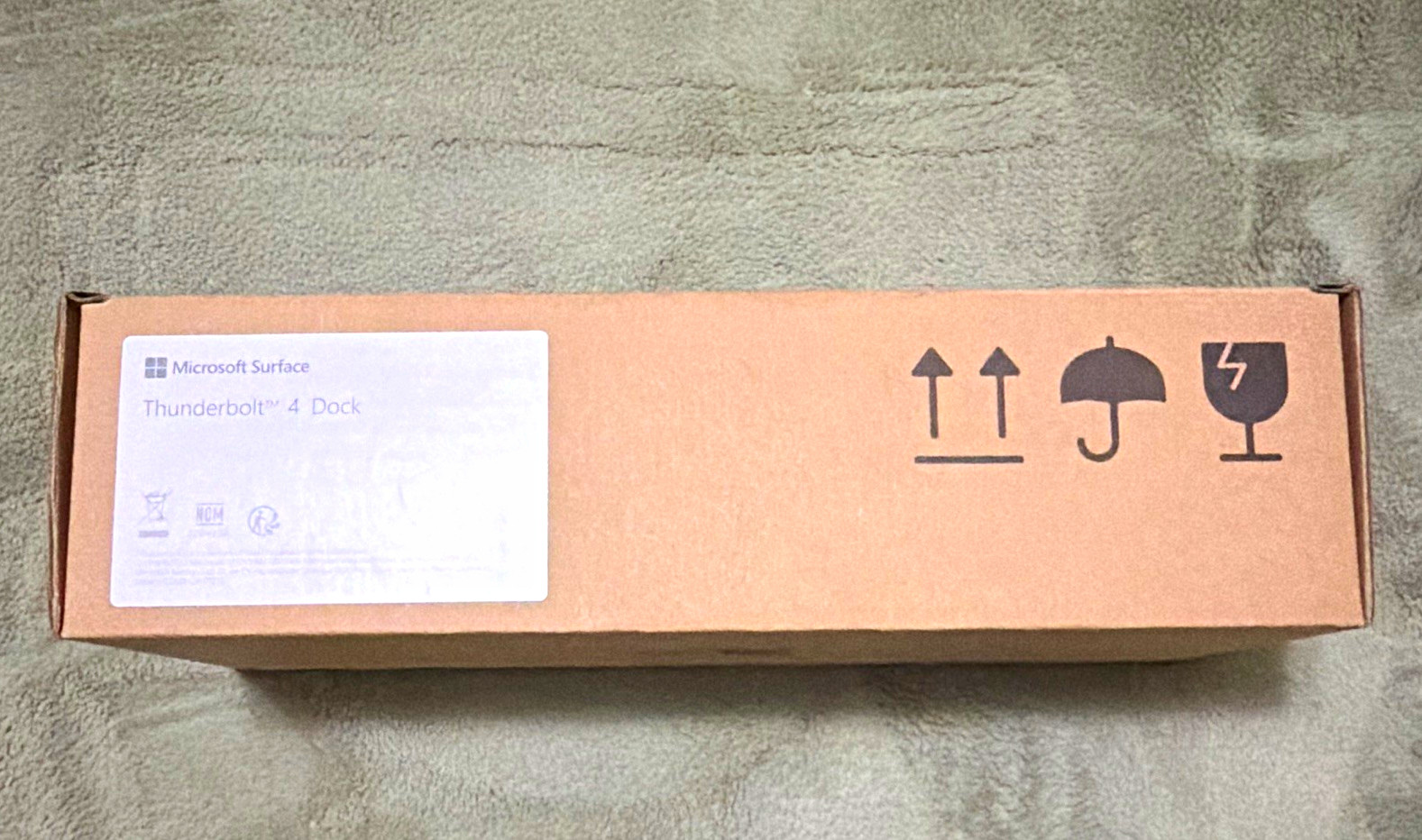Microsoft Surface Thunderbolt 4 Dock Docking Station Model 2049