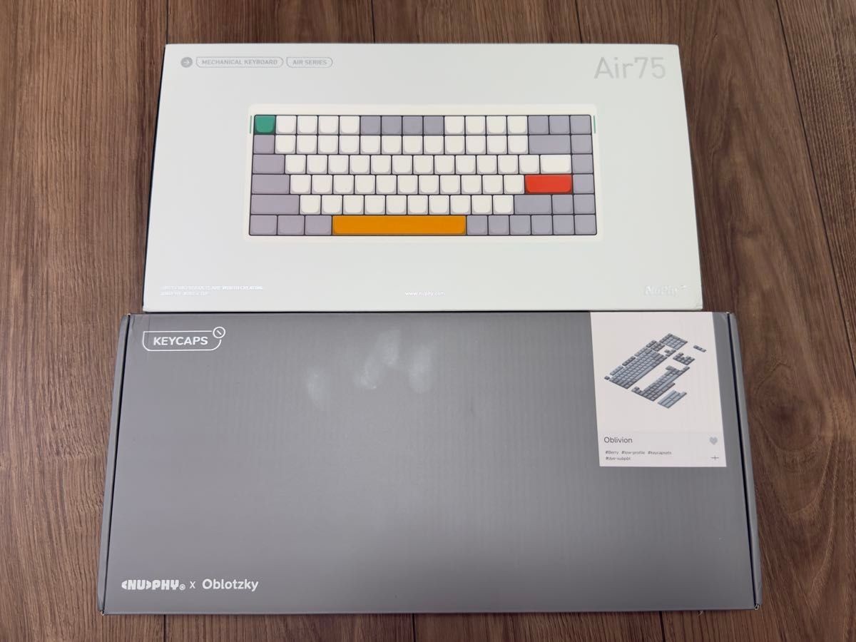 Nuphy Air75 V2 Mechanical Keyboard Moss Switches in box + Oblivion Keycaps set