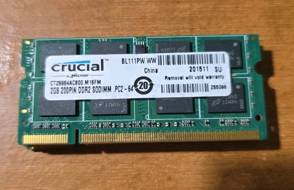 Crucial PC2-6400 2 GB SO-DIMM 800 MHz (2 each) DDR2 SDRAM Memory (CT25664AC800)