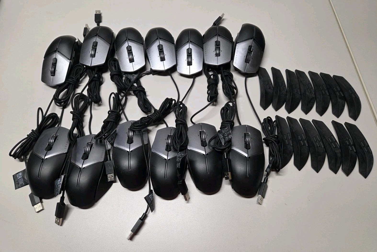 LOT OF 13 Rare Alienware Elite Gaming Mouse AW958 USB Wired 