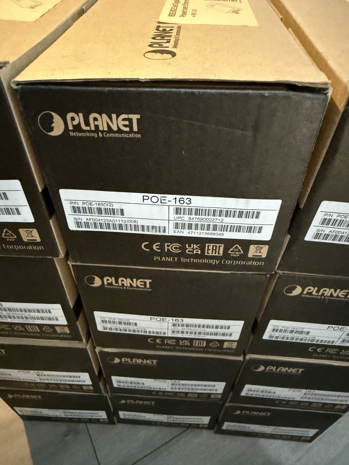 Lot of 12 New Planet PoE-163 (V2) 802.3at Gigabit High Power over Ethernet Injec
