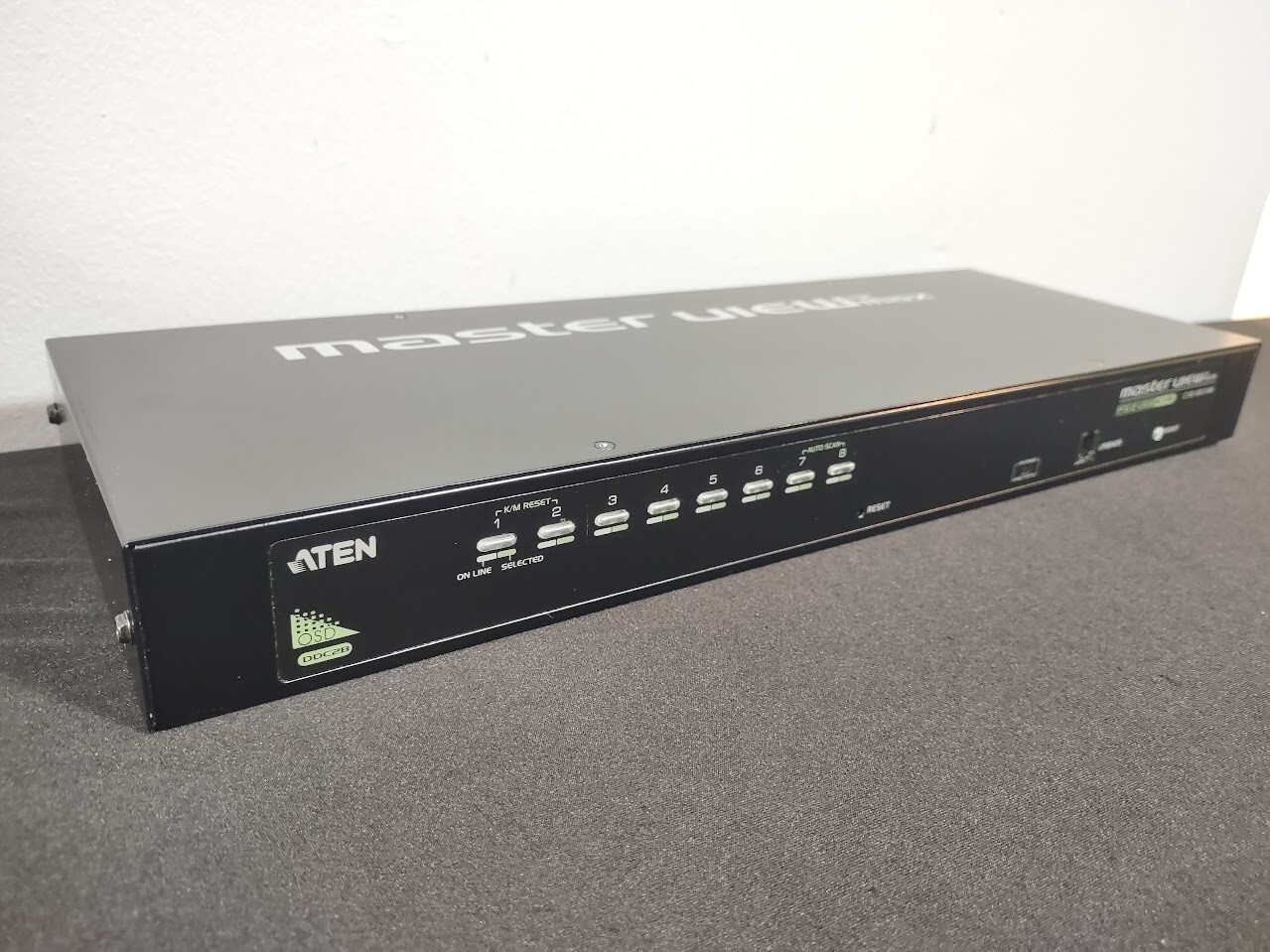Aten OSD DDC2B CS1308 Master View Max 8-Port PS2 USB VGA KVM Switch, *READ*