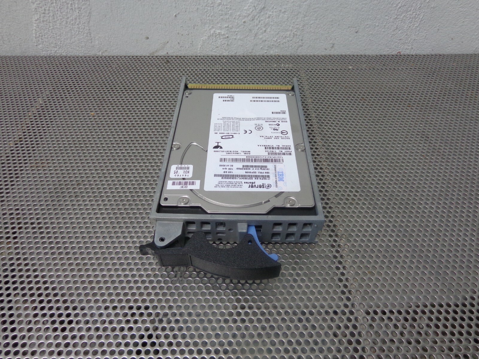 IBM RS/6000 146GB LVD Hard Drive HDD w/Tray 00P3835 17R6166 3274 00P3834 71P7431