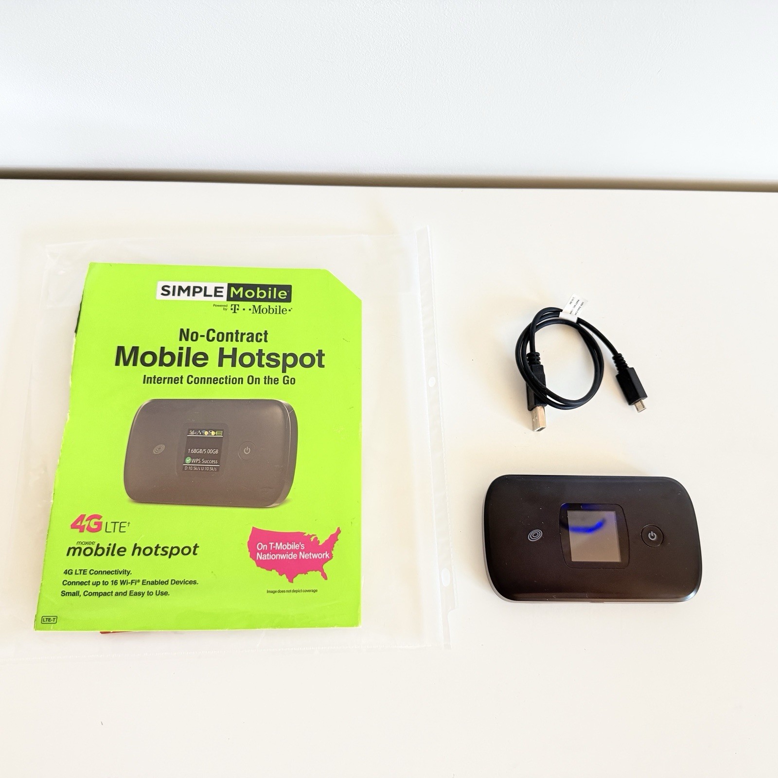 Simple Mobile Moxee 4G No-Contract Mobile Hotspot Color Display Works Excellent