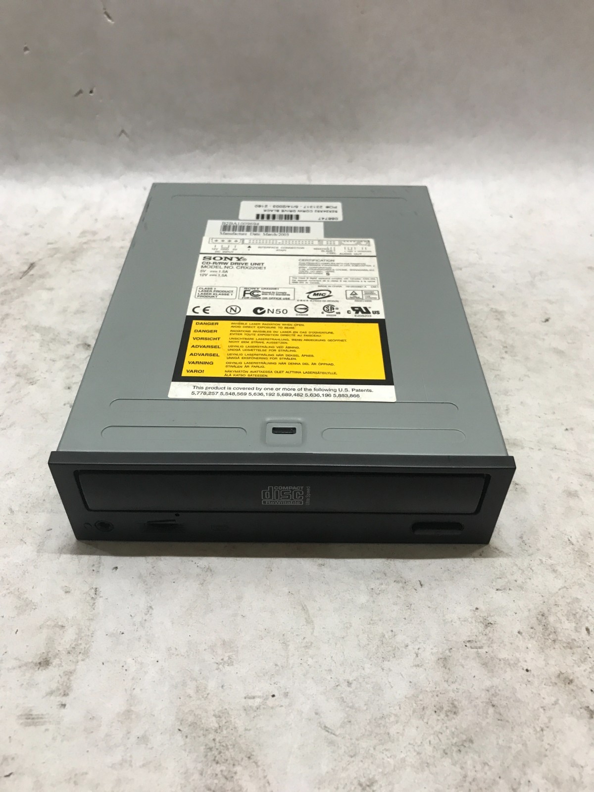 Sony CRX220E1 CD-R/RW Internal IDE Drive Tested Working Black Bezel - DW