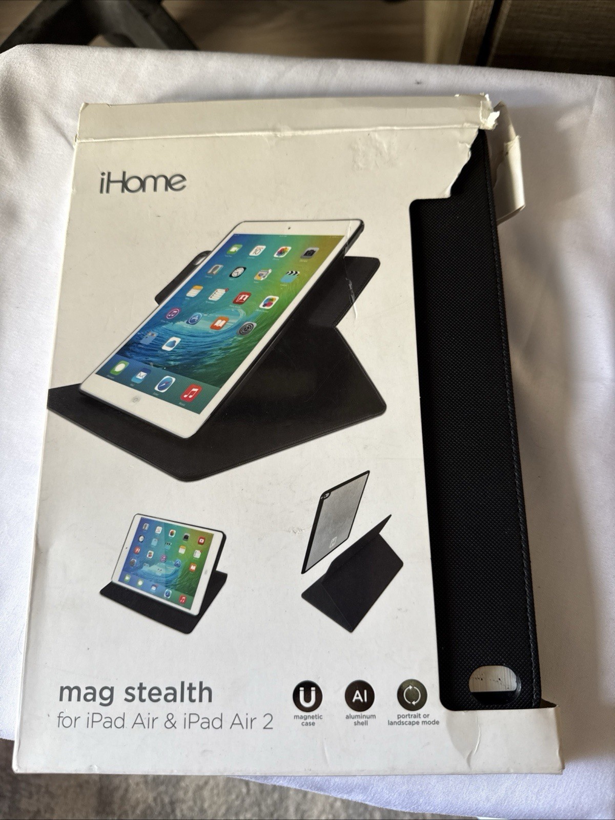 iHome mag stealth case for ipad Air and ipad Air2,  preowned