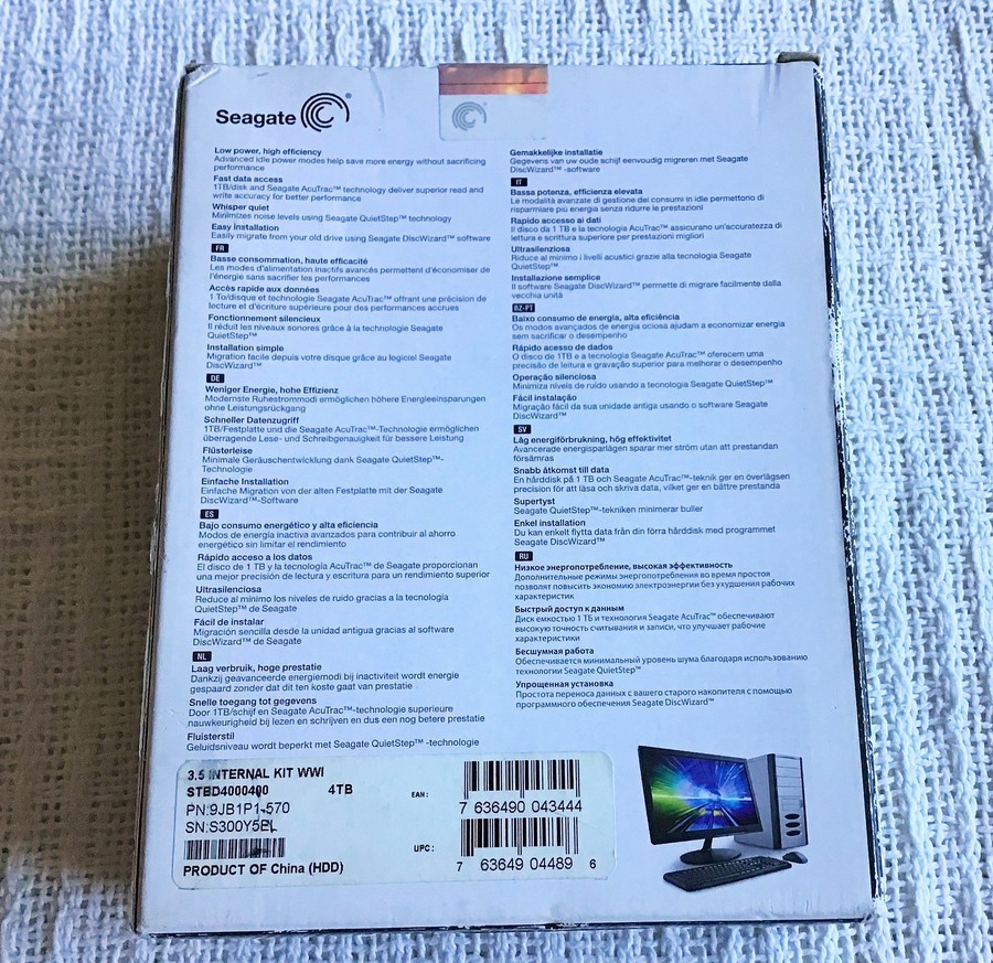 Boxed Seagate Desktop HDD 4 TB 5900 RPM SATA 6 Gb/s 64 MB Cache (STBD4000400)