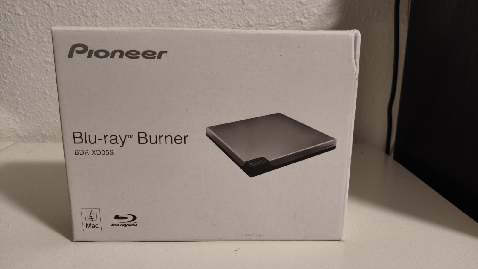 NEW Pioneer Electronics USA Slim External Blu Ray Burner BDR-XD05S Silver