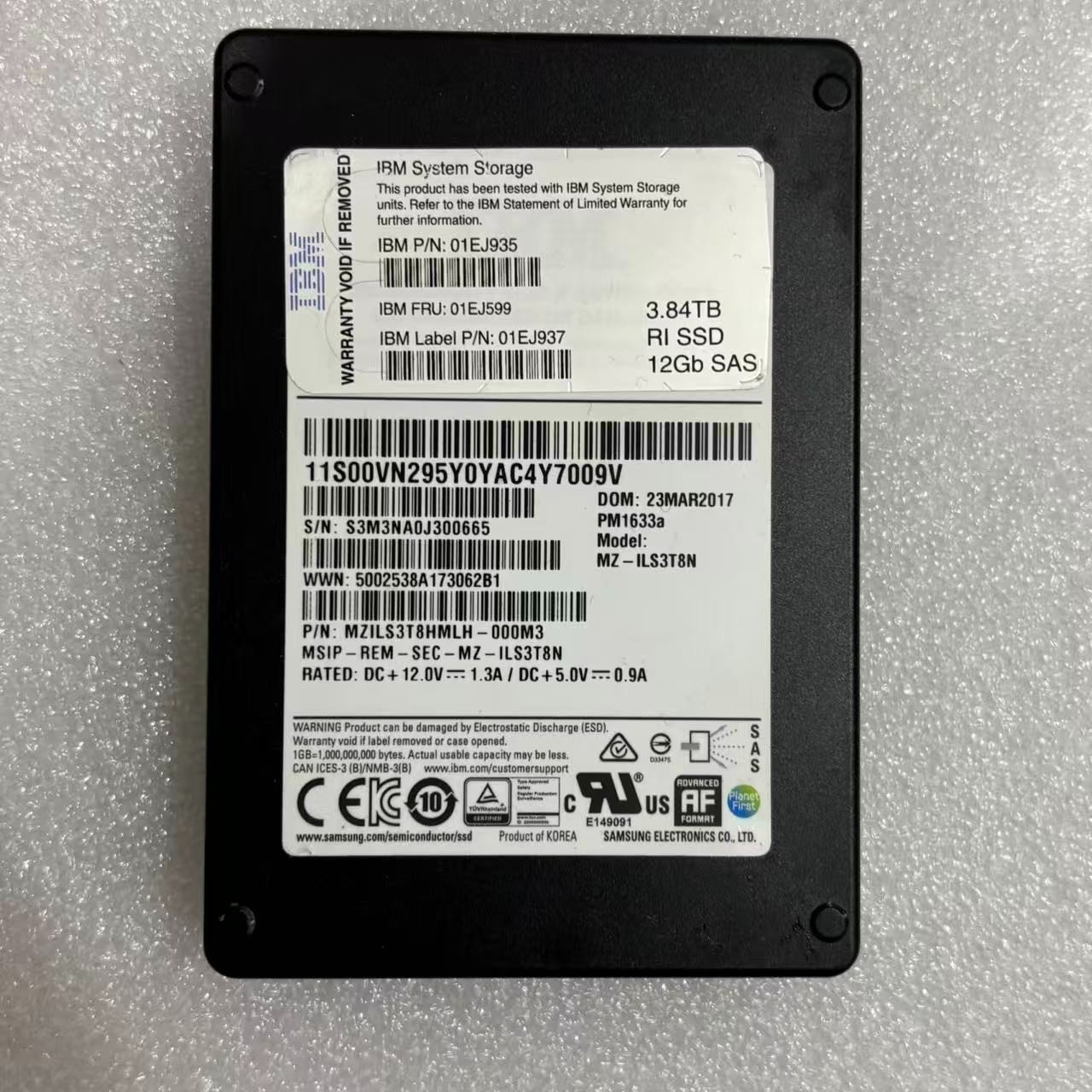 IBM 01EJ935 01EJ599 01EJ937 MZILS3T8HMLH-000M3 PM1633a 3.84TB SAS 12GB SSD